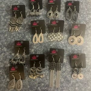 Paparazzi Elegant Silver Earring Set